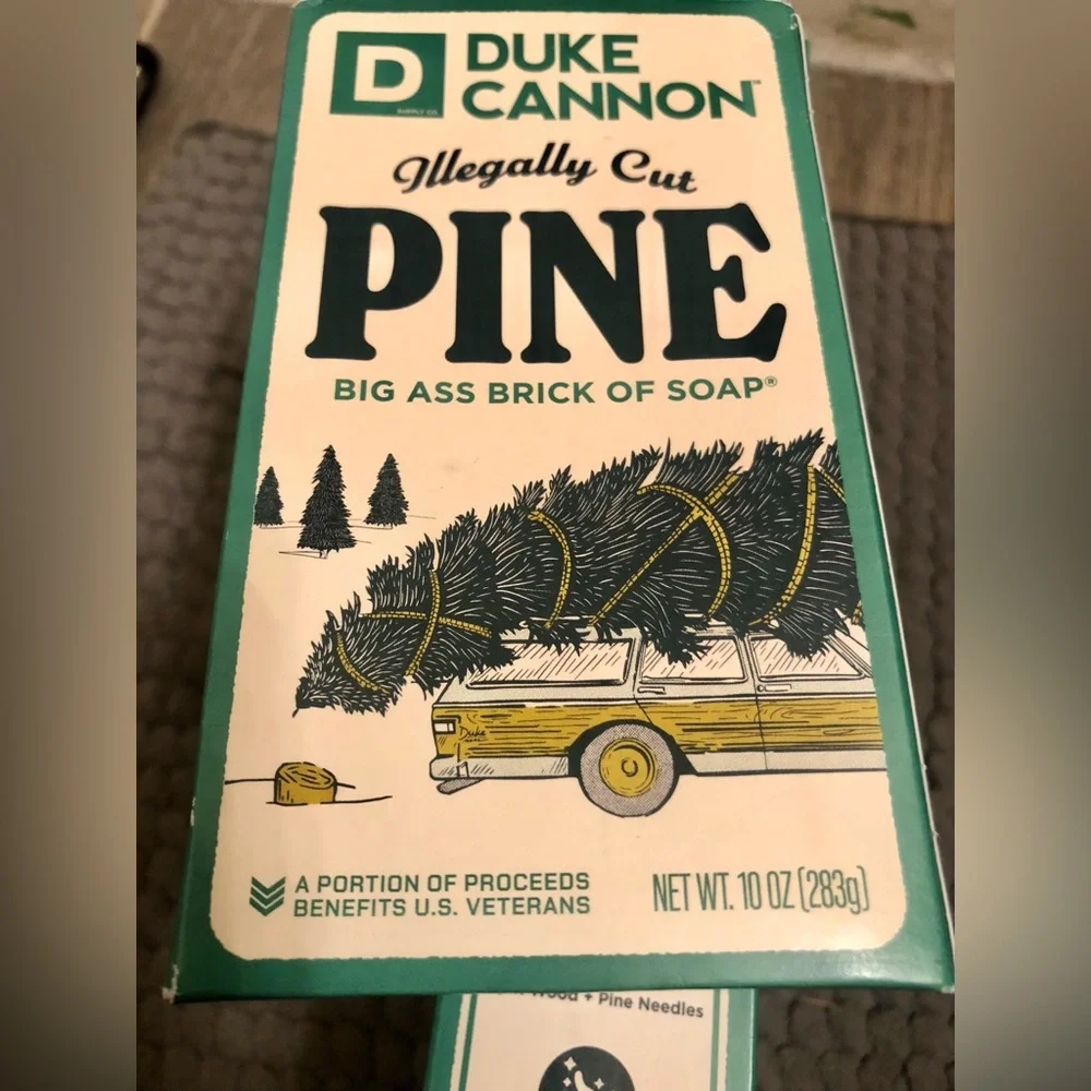 Duke Cannon Illegally Cut Pine Big Brick of Soap 10oz (Lot of 4 Bars)